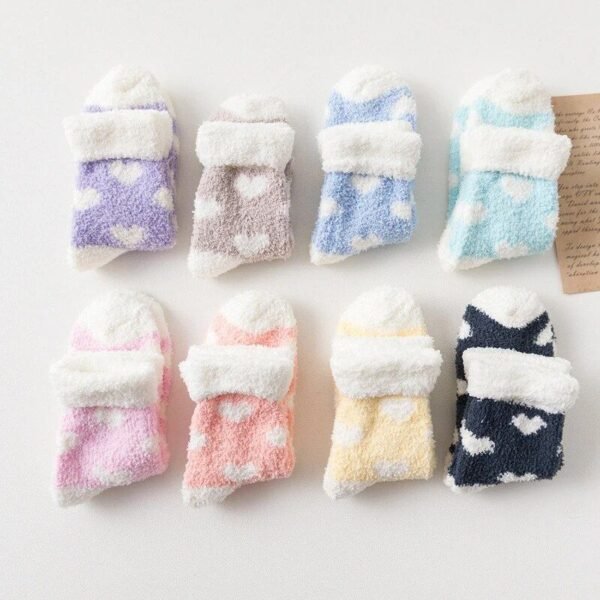Cozy Heart Pattern Fuzzy Socks