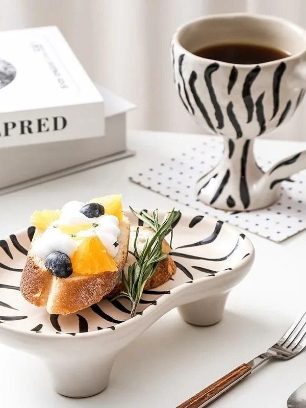 Modern Nordic Splashed Ink Ceramic Tray - Decorative Polka Dot Aromatherapy and Jewelry Holder