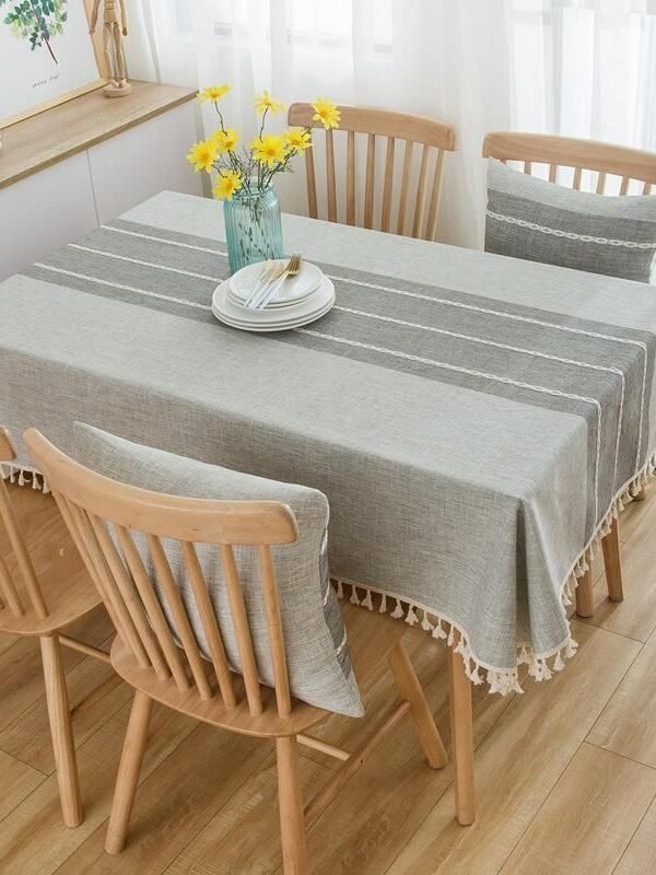 Elegant Tassel-Stitched Polyester Tablecloth